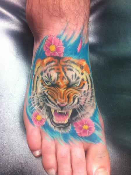 Scott Richardson - Realistic Tiger Foot Tattoo